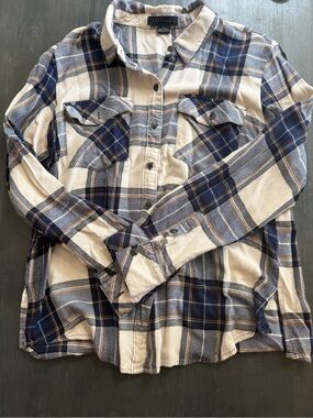 Sanctuary Plaid Button Front Shirt Size Small Blue Cream Long Sleeve Flannel